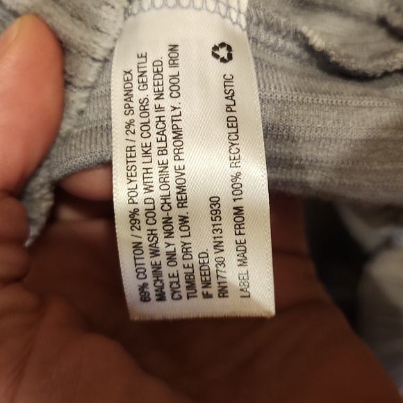 A new day size small fleece corduroy crew neck - Picture 4 of 5